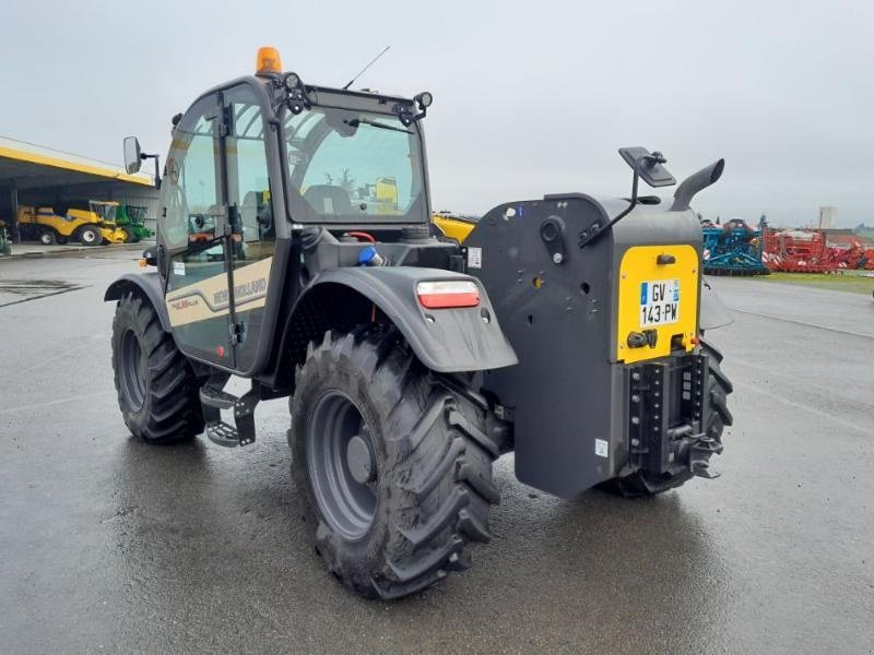 Teleskoplader of the type New Holland TH6-36, Gebrauchtmaschine in ANTIGNY (Picture 8)