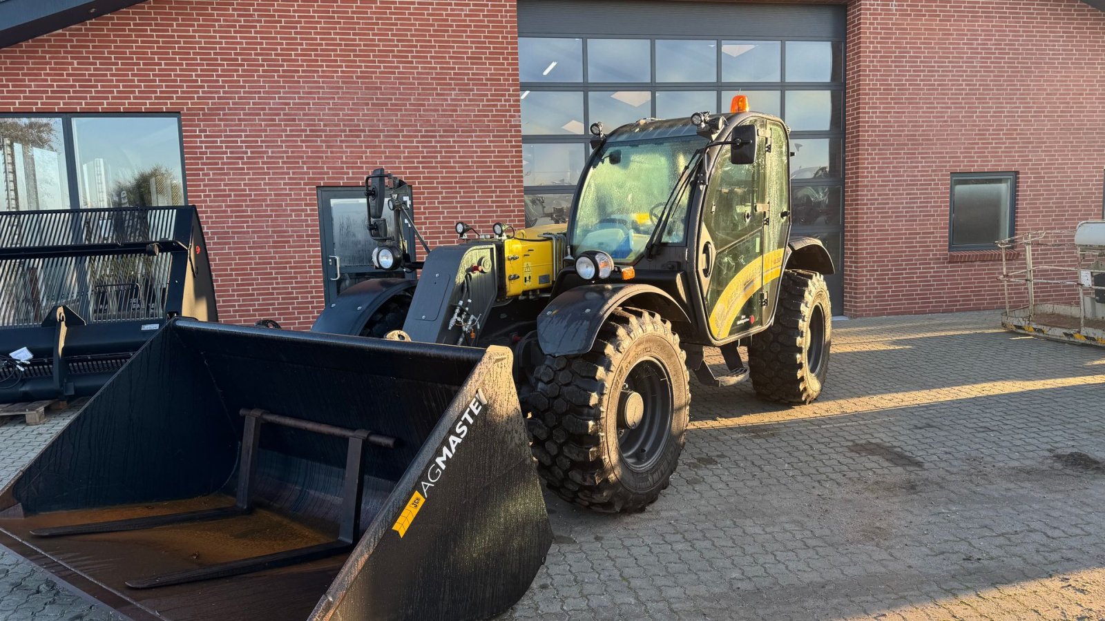 Teleskoplader del tipo New Holland TH6.32, Gebrauchtmaschine In Ikast (Immagine 1)