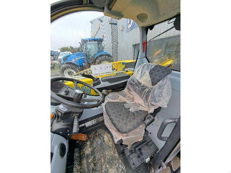 Teleskoplader typu New Holland TH636, Gebrauchtmaschine v PLUMELEC (Obrázek 11)