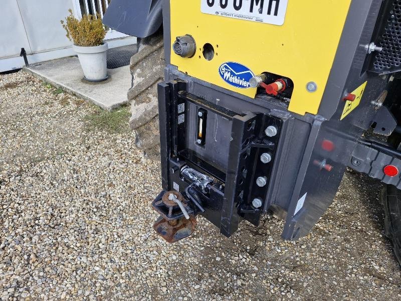 Teleskoplader of the type New Holland TH7.32, Gebrauchtmaschine in BRAY en Val (Picture 10)