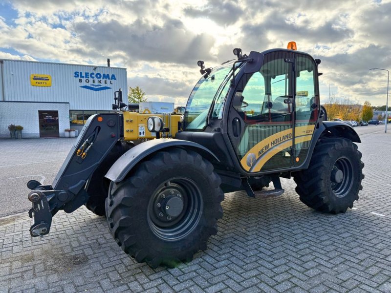 Teleskoplader des Typs New Holland TH7.37 Plus Verreiker, Gebrauchtmaschine in BOEKEL (Bild 1)