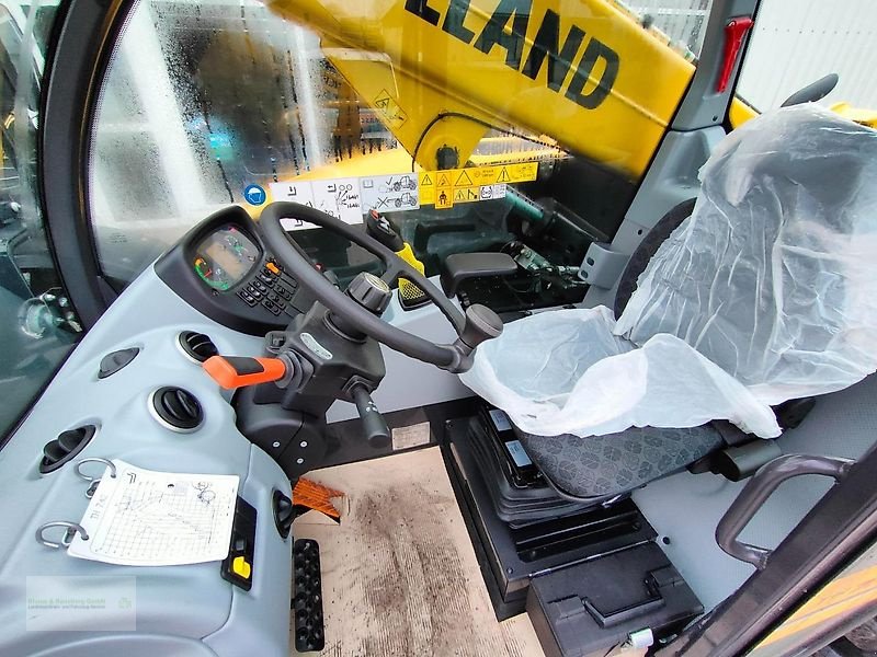 Teleskoplader des Typs New Holland TH7.42 Plus, Neumaschine in Genthin (Bild 5)