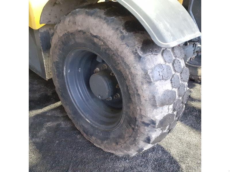 Teleskoplader des Typs New Holland TH7.42, Gebrauchtmaschine in HERLIN LE SEC (Bild 10)