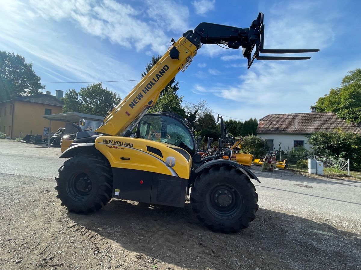 Teleskoplader типа New Holland TH9.35 Plus, Gebrauchtmaschine в Obritzberg (Фотография 10)
