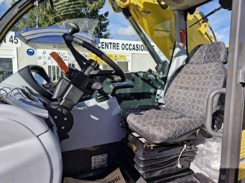 Teleskoplader typu New Holland TH9.35, Gebrauchtmaschine v BRAY en Val (Obrázek 4)
