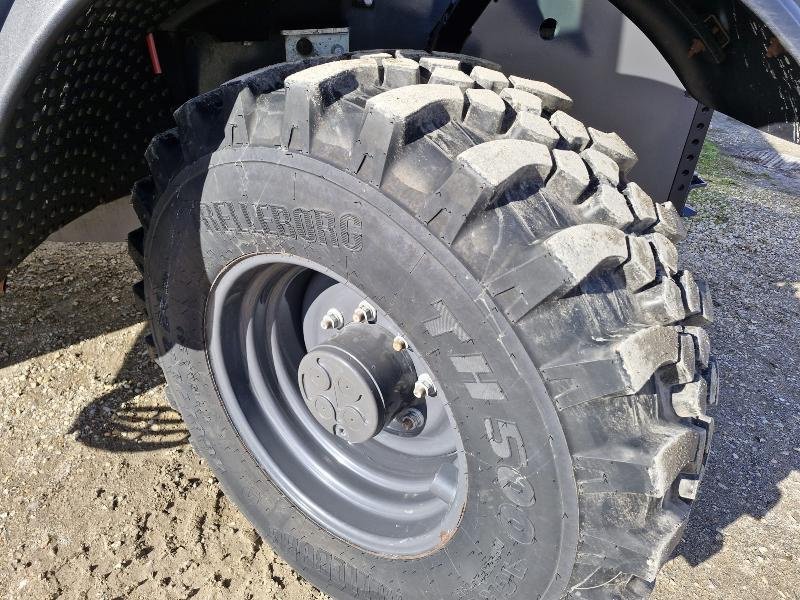 Teleskoplader typu New Holland TH9.35, Gebrauchtmaschine v BRAY en Val (Obrázek 5)