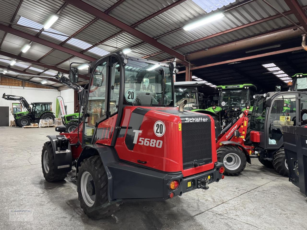 Teleskoplader des Typs Schäffer 5680T  KABINE, Neumaschine in Unterdietfurt (Bild 3)
