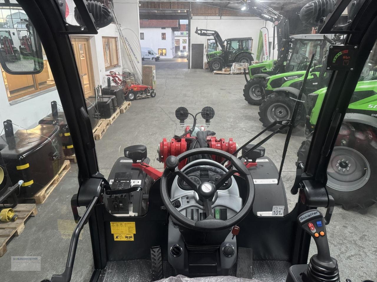 Teleskoplader des Typs Schäffer 5680T  KABINE, Neumaschine in Unterdietfurt (Bild 4)