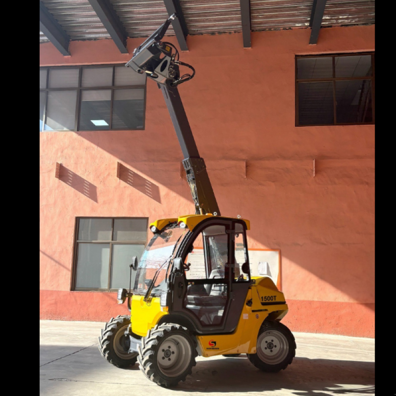 Teleskoplader des Typs schieder 4WD Teleskoplader/Hoflader1500T mit PERKINS-Motor, Neumaschine in mixnitz (Bild 7)