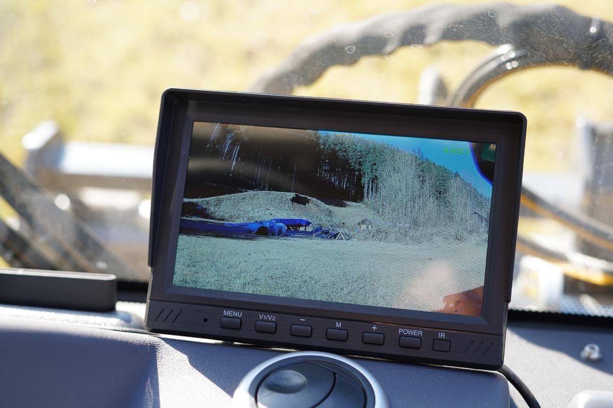 Teleskoplader des Typs schieder 4WD Teleskoplader/Hoflader1500T mit PERKINS-Motor, Neumaschine in mixnitz (Bild 13)