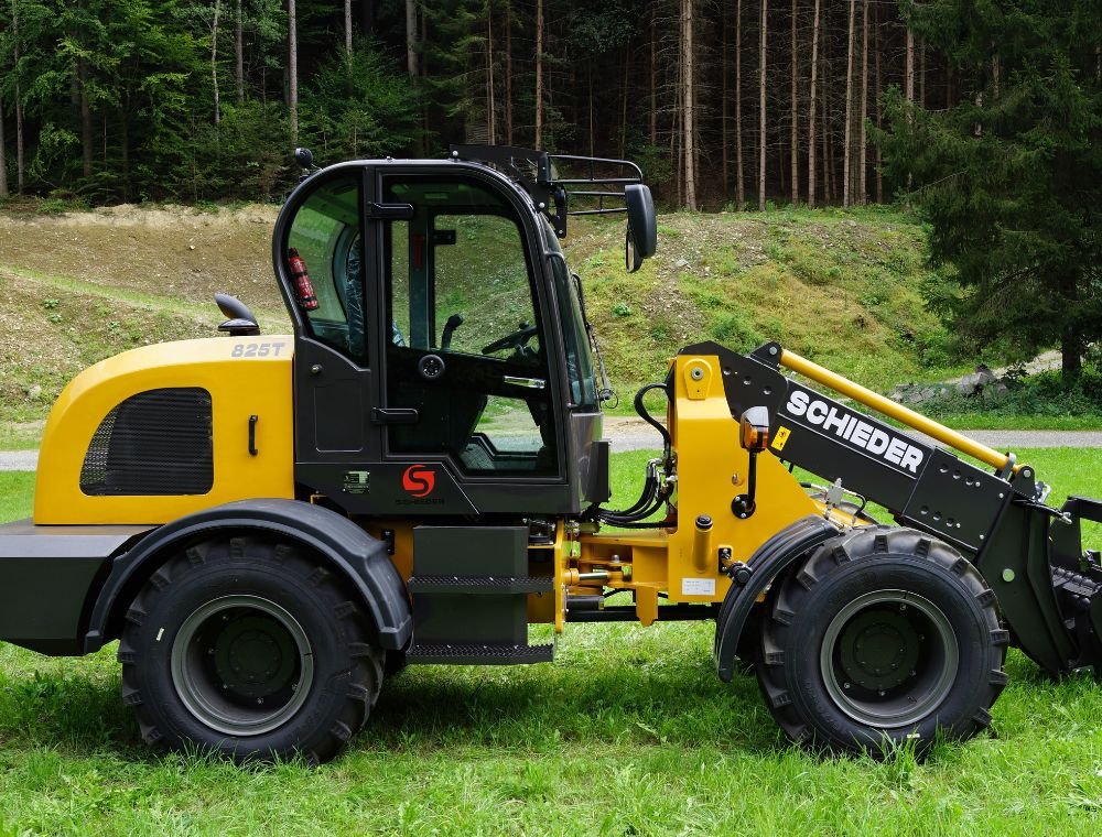 Teleskoplader des Typs schieder 825T (Hoflader) Mit beheizter Kabine, Neumaschine in mixnitz (Bild 10)
