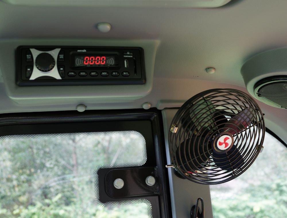 Teleskoplader des Typs schieder 825T (Hoflader) Mit beheizter Kabine, Neumaschine in mixnitz (Bild 21)