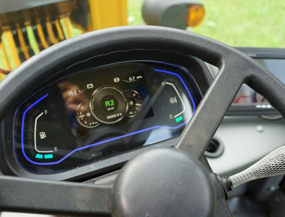 Teleskoplader des Typs schieder 825T (Hoflader) Mit beheizter Kabine, Neumaschine in mixnitz (Bild 24)