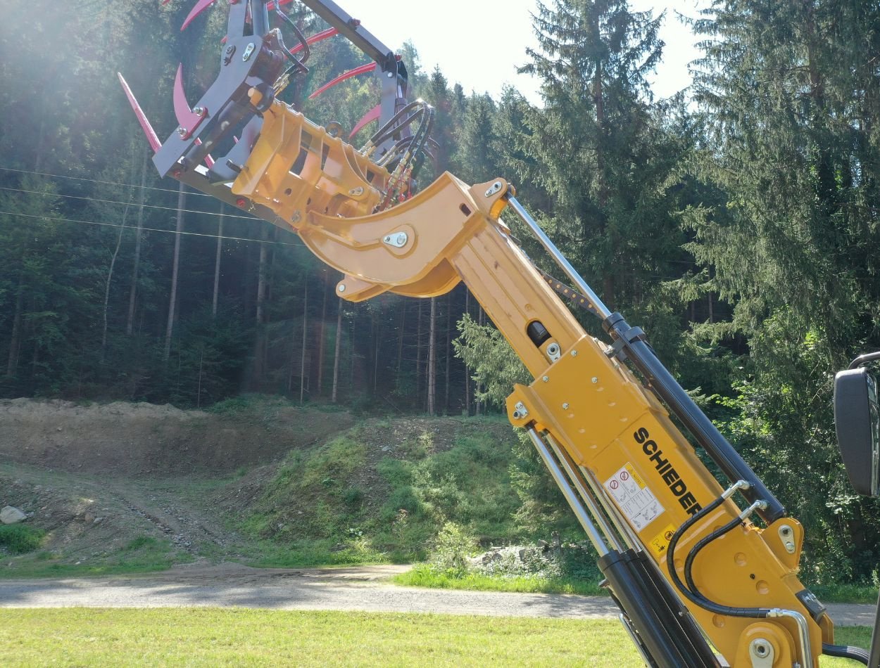 Teleskoplader of the type schieder Teleskoplader (Hoflader) Mini 780T PRO 4×4 mit Kubota V1505 Euro5, Neumaschine in mixnitz (Picture 4)