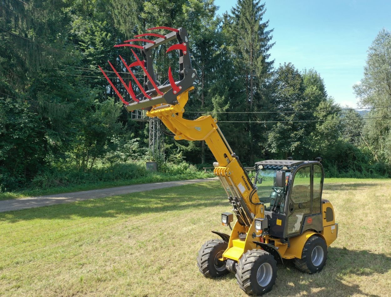 Teleskoplader of the type schieder Teleskoplader (Hoflader) Mini 780T PRO 4×4 mit Kubota V1505 Euro5, Neumaschine in mixnitz (Picture 10)