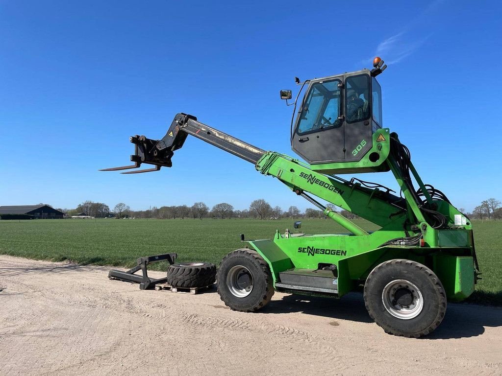 Teleskoplader za tip Sennebogen 305, Gebrauchtmaschine u Antwerpen (Slika 2)
