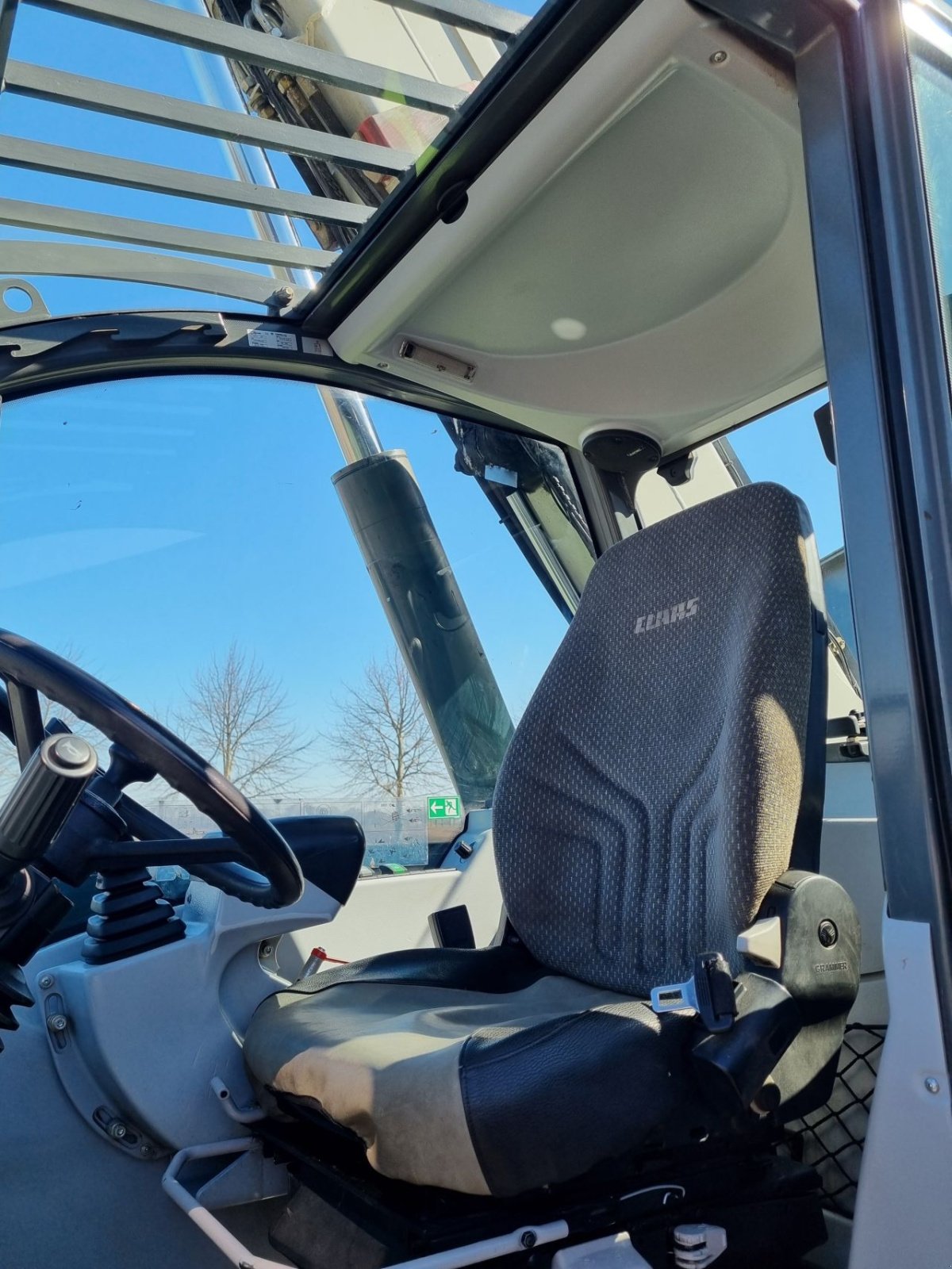 Teleskoplader del tipo Sonstige Claas 7045 varipower plus, Gebrauchtmaschine In Zwartemeer (Immagine 8)