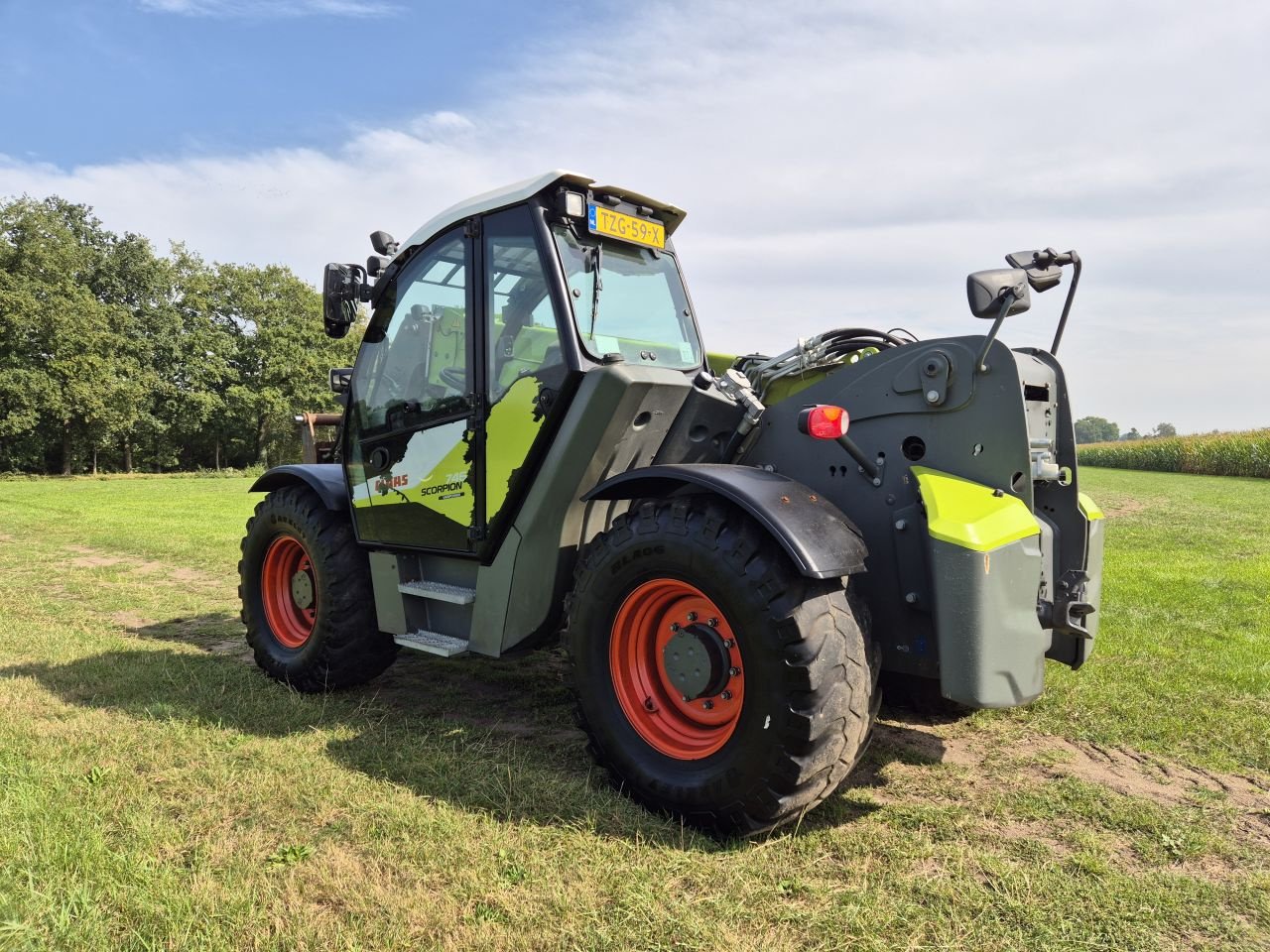 Teleskoplader del tipo Sonstige Claas 746 Scorpion, Gebrauchtmaschine In Fleringen (Immagine 4)