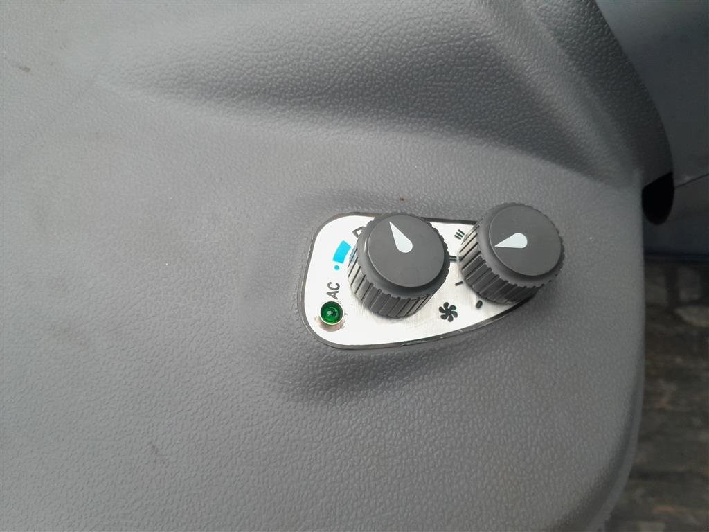 Teleskoplader of the type Sonstige EUROTRAC TH25.6 FABRIKS NY, Gebrauchtmaschine in Rødekro (Picture 19)