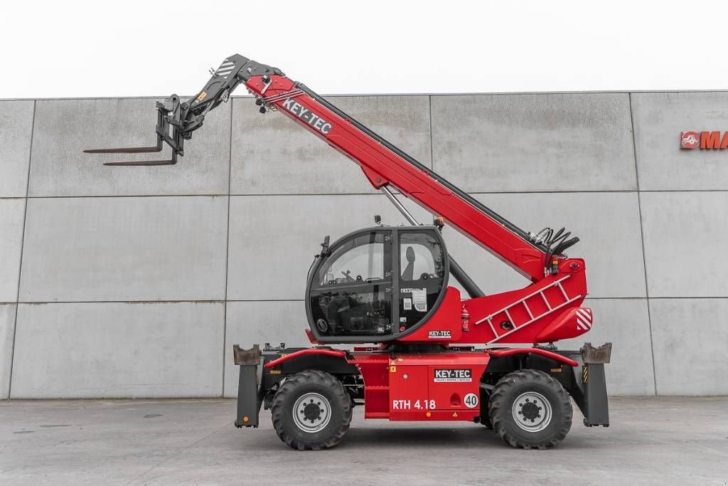 Teleskoplader tip Sonstige MAGNI RTH 4.18, Gebrauchtmaschine in Moerbeke (Poză 4)