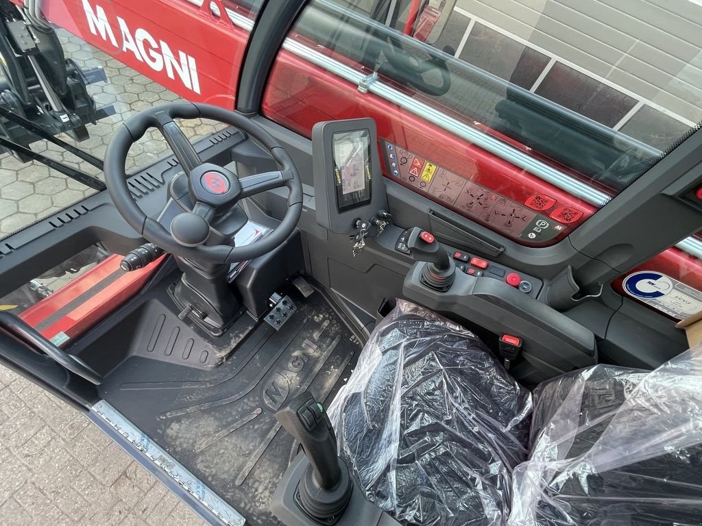 Teleskoplader of the type Sonstige MAGNI RTH 5.18 roterende verreiker 5 T 18 m, Gebrauchtmaschine in Neer (Picture 11)
