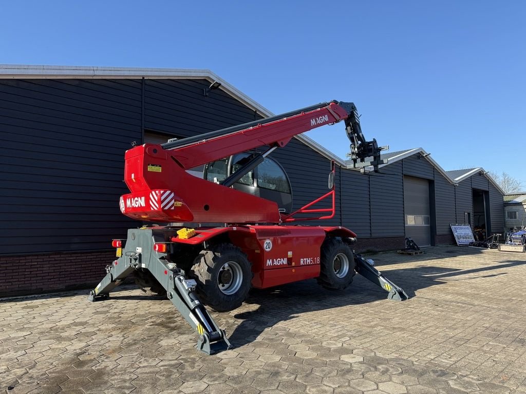 Teleskoplader van het type Sonstige MAGNI RTH 5.18 roterende verreiker NIEUW, Neumaschine in Neer (Foto 7)