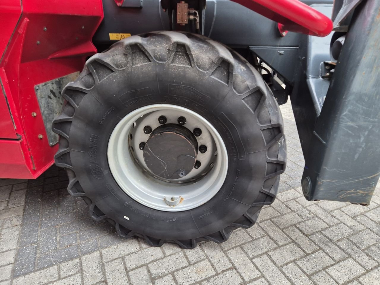 Teleskoplader of the type Sonstige MAGNI RTH 5.21, Gebrauchtmaschine in Lunteren (Picture 8)