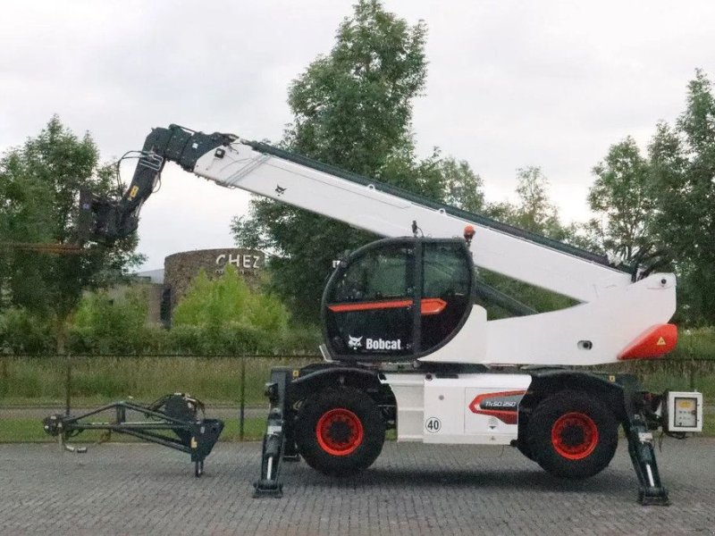 Teleskoplader des Typs Sonstige MAGNI RTH 5.25 JIB WINCH FORKS ELECTRICALLY OPERABLE 380V, Gebrauchtmaschine in Marknesse (Bild 1)