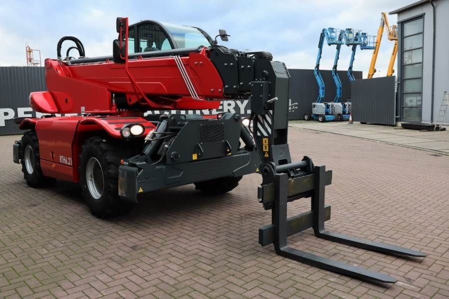 Teleskoplader of the type Sonstige MAGNI RTH 6.21-D/D 6000kg Capacity, 21m Lifting Height,, Gebrauchtmaschine in Groenlo (Picture 8)