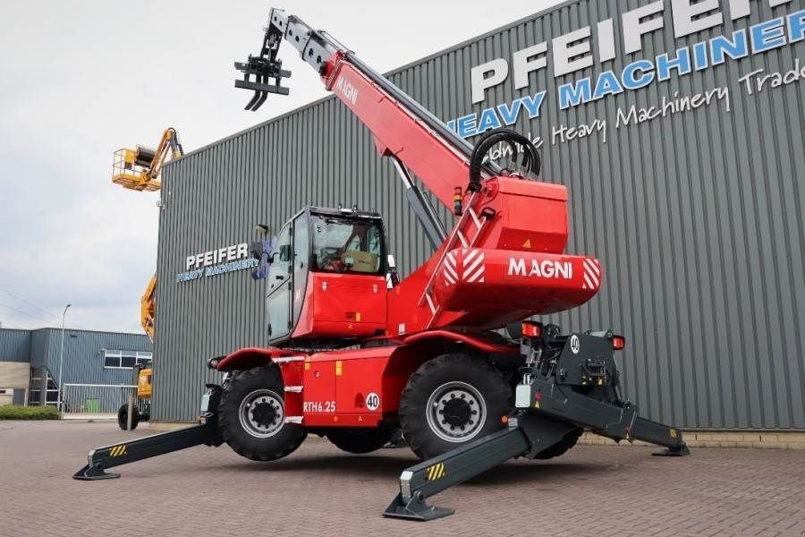Teleskoplader of the type Sonstige MAGNI RTH 6.25 Valid inspection, *Guarantee! 6t Cap. 25m, Gebrauchtmaschine in Groenlo (Picture 9)
