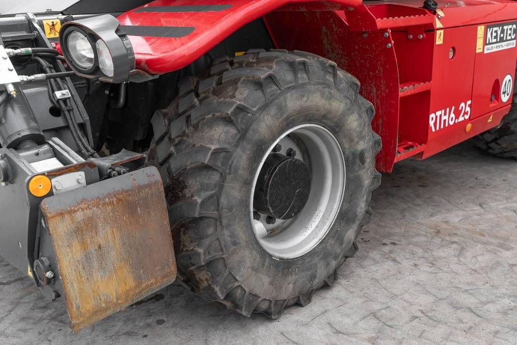 Teleskoplader typu Sonstige MAGNI RTH 6.25, Gebrauchtmaschine v Moerbeke (Obrázek 11)