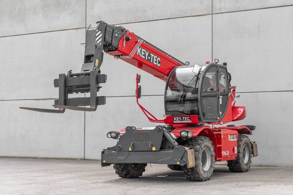 Teleskoplader typu Sonstige MAGNI RTH 6.25, Gebrauchtmaschine v Moerbeke (Obrázek 1)