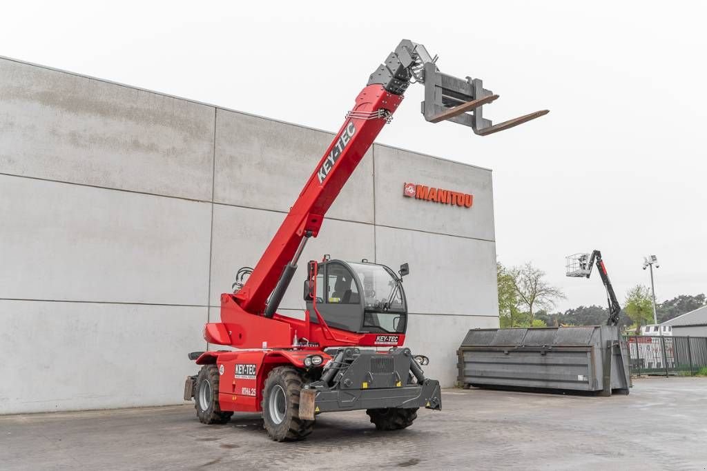 Teleskoplader typu Sonstige MAGNI RTH 6.25, Gebrauchtmaschine v Moerbeke (Obrázek 3)