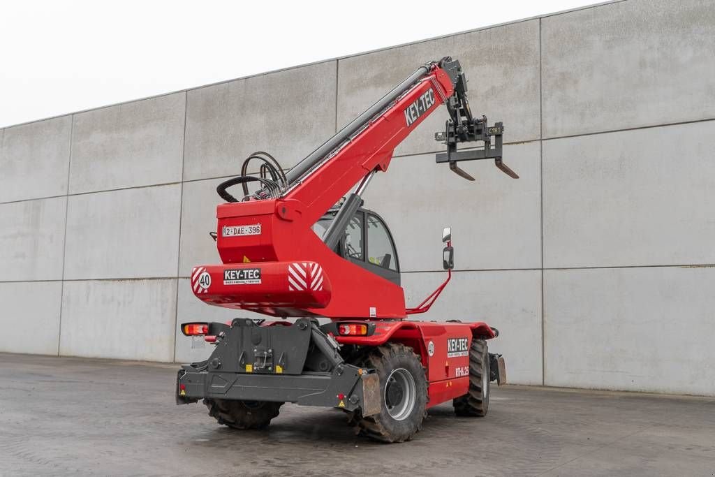 Teleskoplader typu Sonstige MAGNI RTH 6.25, Gebrauchtmaschine v Moerbeke (Obrázek 5)