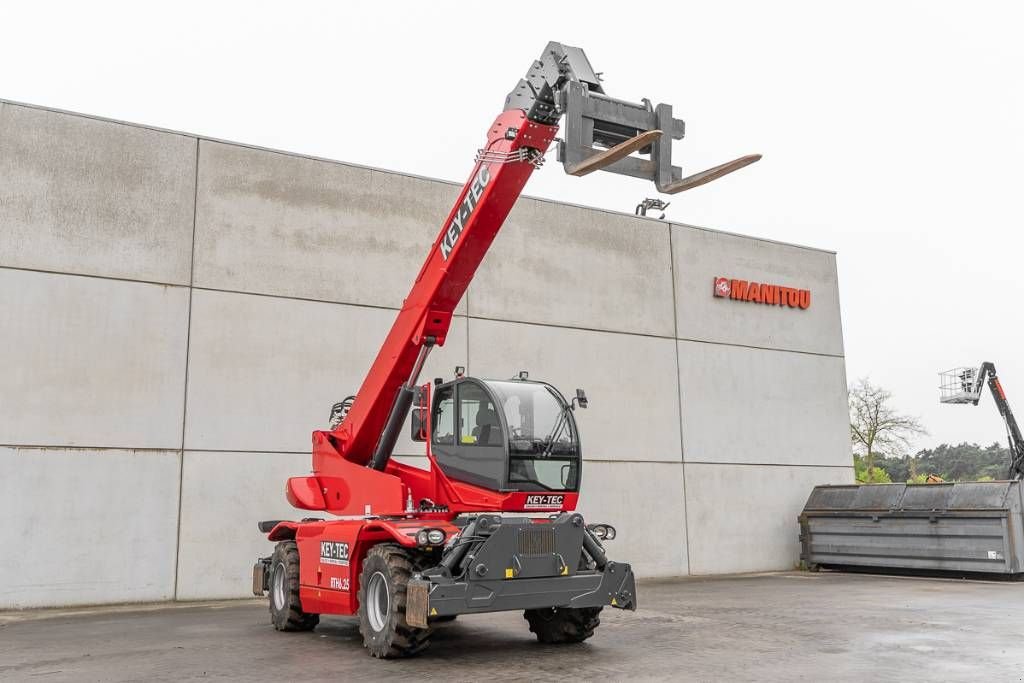 Teleskoplader tip Sonstige MAGNI RTH 6.25, Gebrauchtmaschine in Moerbeke (Poză 3)