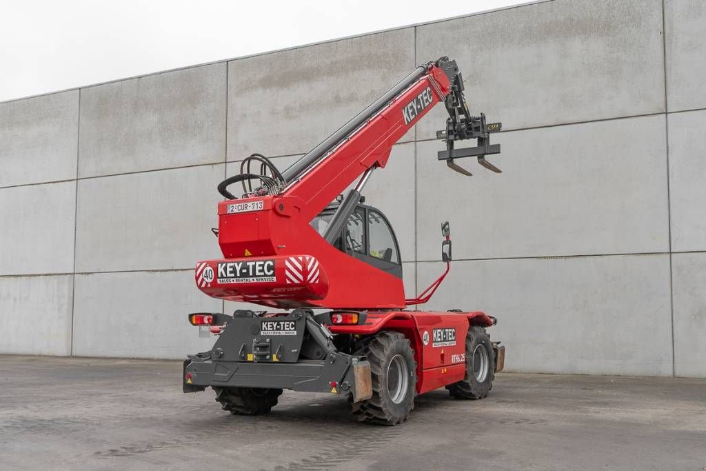 Teleskoplader typu Sonstige MAGNI RTH 6.25, Gebrauchtmaschine v Moerbeke (Obrázek 5)