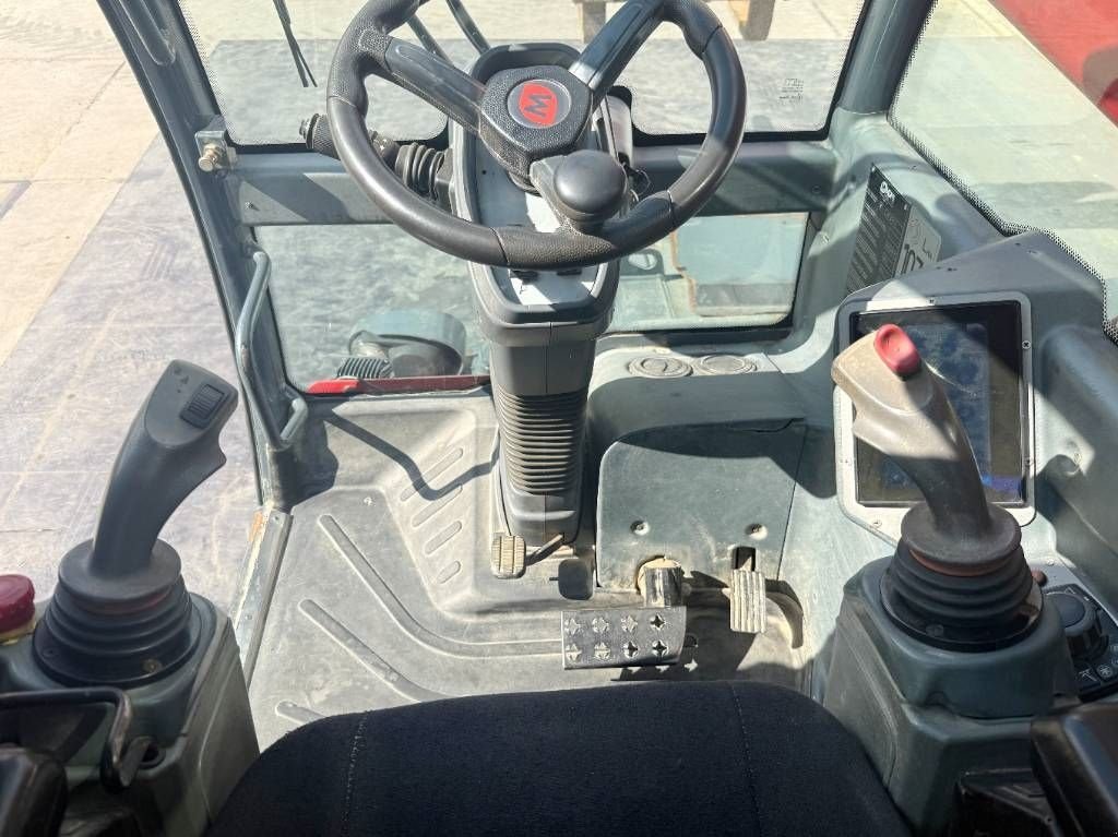 Teleskoplader του τύπου Sonstige MAGNI RTH5.30 - Remote Control / 4x4x4 / Airco, Gebrauchtmaschine σε Veldhoven (Φωτογραφία 10)