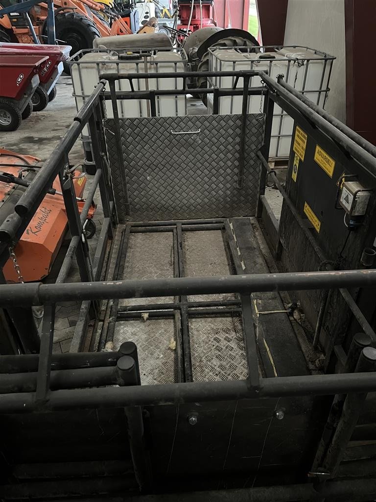 Teleskoplader des Typs Sonstige Mandskabskurv K1321A m. hydraulisk sving og alu bund Nærmest ubrugt, Gebrauchtmaschine in Havndal (Bild 2)