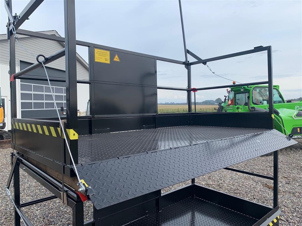 Teleskoplader du type Sonstige Materialekurv til gafler, Gebrauchtmaschine en Mariager (Photo 4)