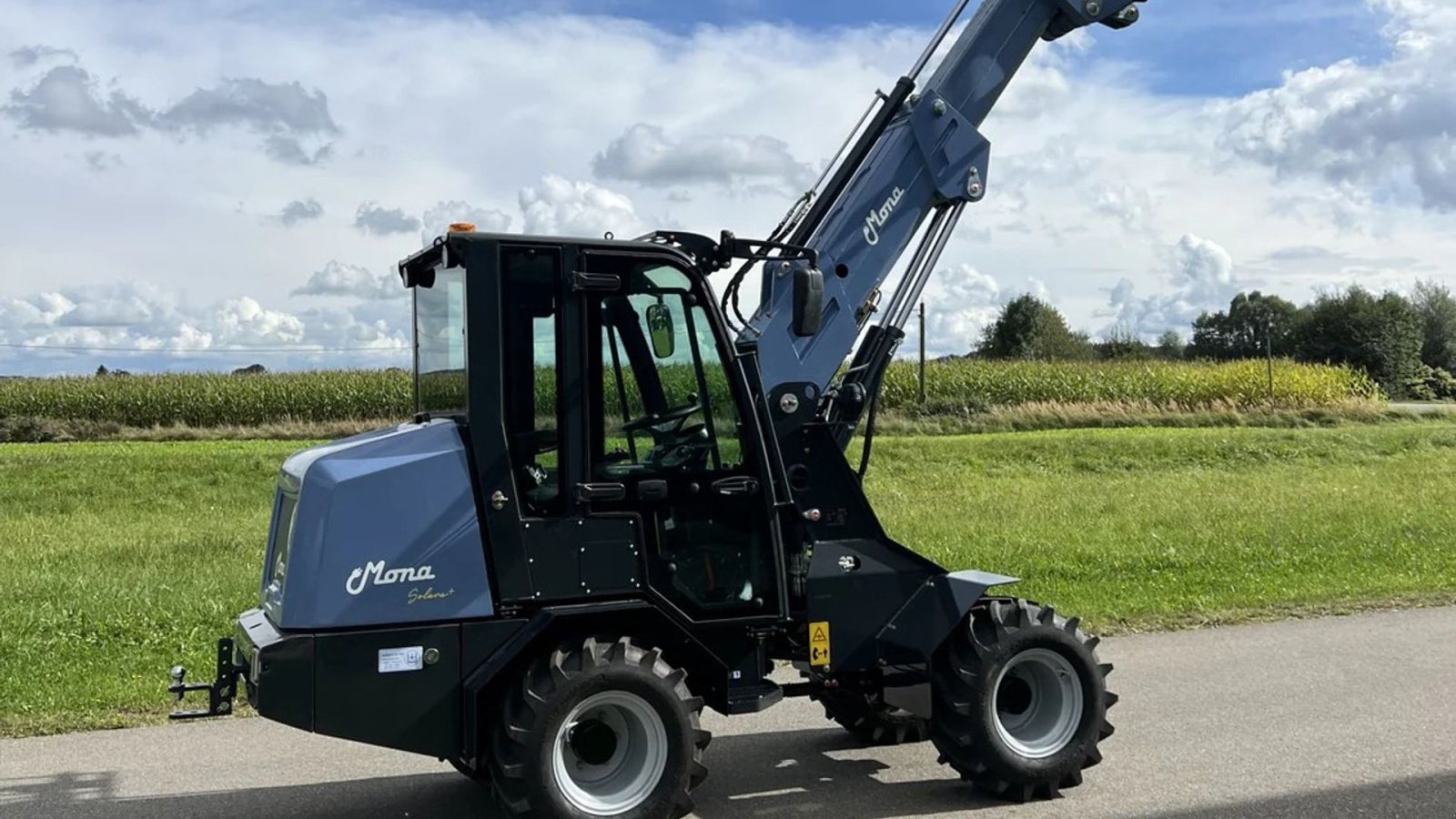 Teleskoplader tip Sonstige Solara+ Elektrisk teleskoplæsser, Gebrauchtmaschine in Tinglev (Poză 1)