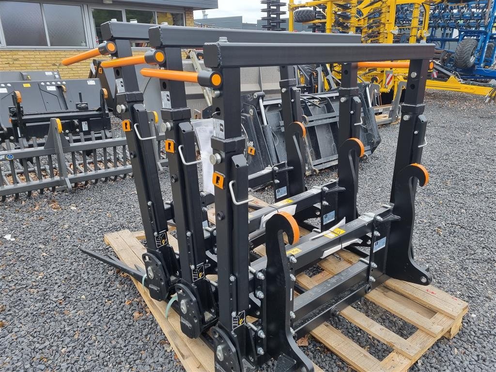 Teleskoplader of the type Sonstige Storballegreb L+ 150 med foldbar tandbjælke, Gebrauchtmaschine in Nykøbing Falster (Picture 2)