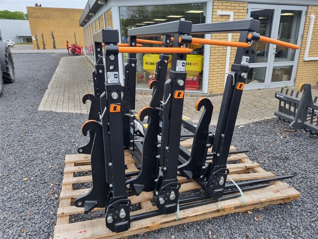 Teleskoplader of the type Sonstige Storballegreb L+ 150 med foldbar tandbjælke, Gebrauchtmaschine in Nykøbing Falster (Picture 3)