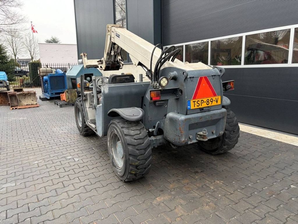 Teleskoplader des Typs Terex Telelift 2506, Gebrauchtmaschine in Antwerpen (Bild 4)