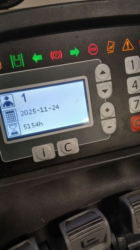 Teleskoplader typu Toyota RRE140HE, Gebrauchtmaschine v Barneveld (Obrázek 7)