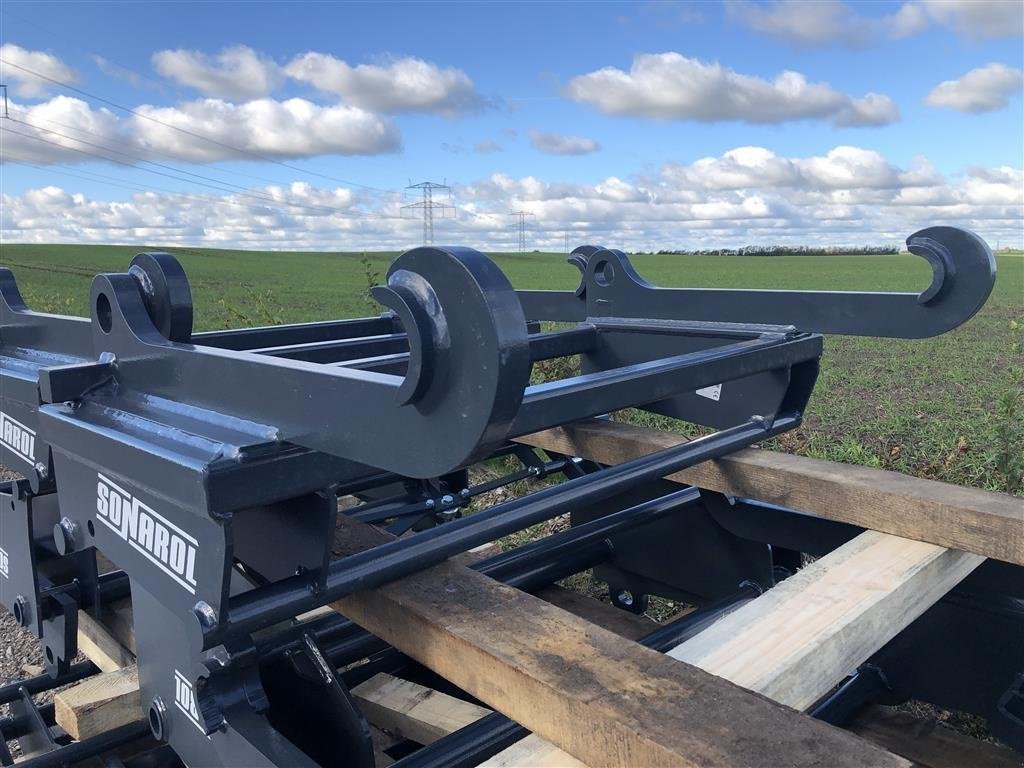 Teleskoplader des Typs Volvo ADAPTER STOR VOLVO TIL EURO FABRIKSNY, Gebrauchtmaschine in Mariager (Bild 2)