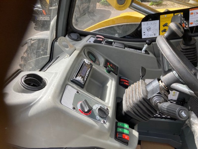 Teleskoplader of the type Wacker Neuson TH 522, Gebrauchtmaschine in Bebra (Picture 8)