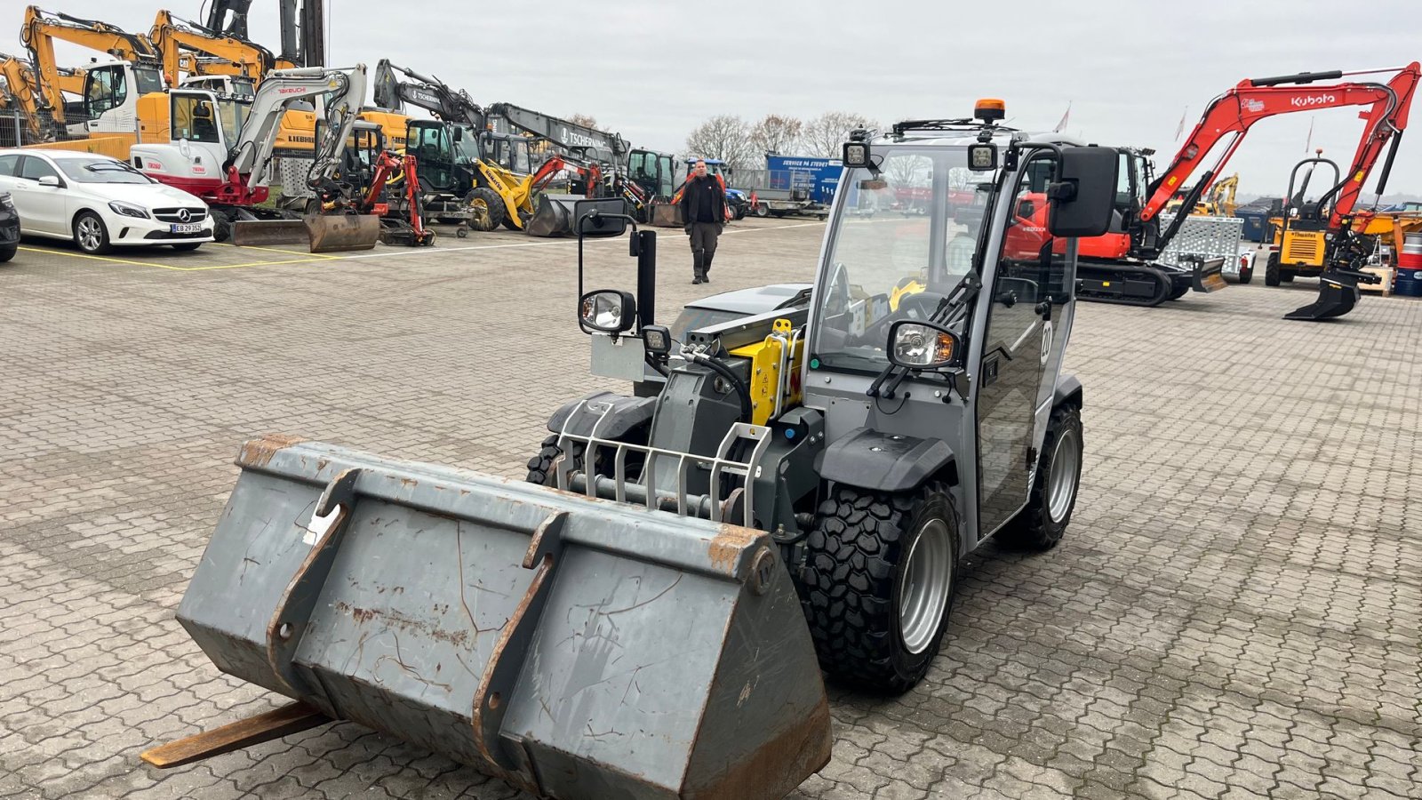 Teleskoplader of the type Wacker Neuson TH412 Velholdt lille teleskoplæsser, Gebrauchtmaschine in Rønnede (Picture 5)