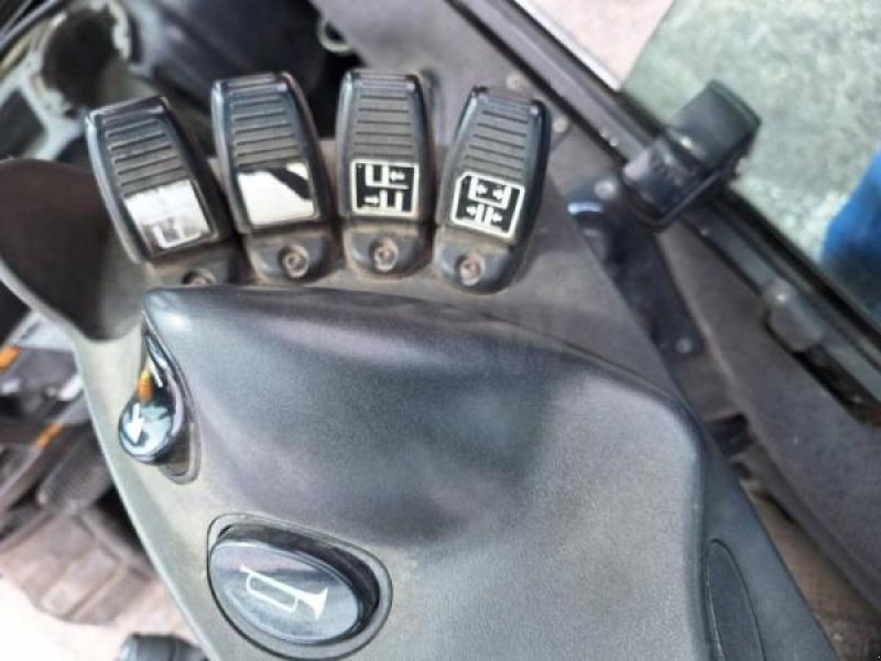 Teleskoplader van het type Yale GDP35VX, Gebrauchtmaschine in senlis (Foto 6)