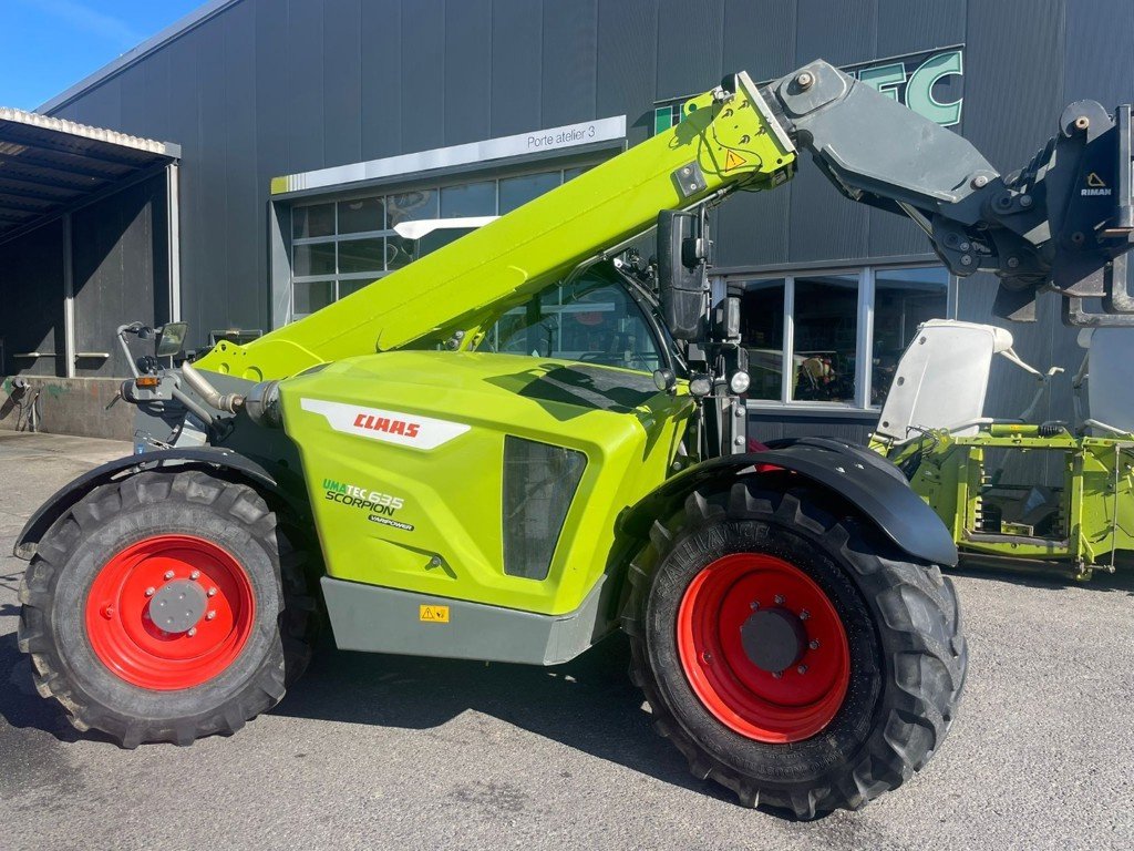 Teleskopstapler des Typs CLAAS SCORPION 635, Gebrauchtmaschine in Domdidier (Bild 1)
