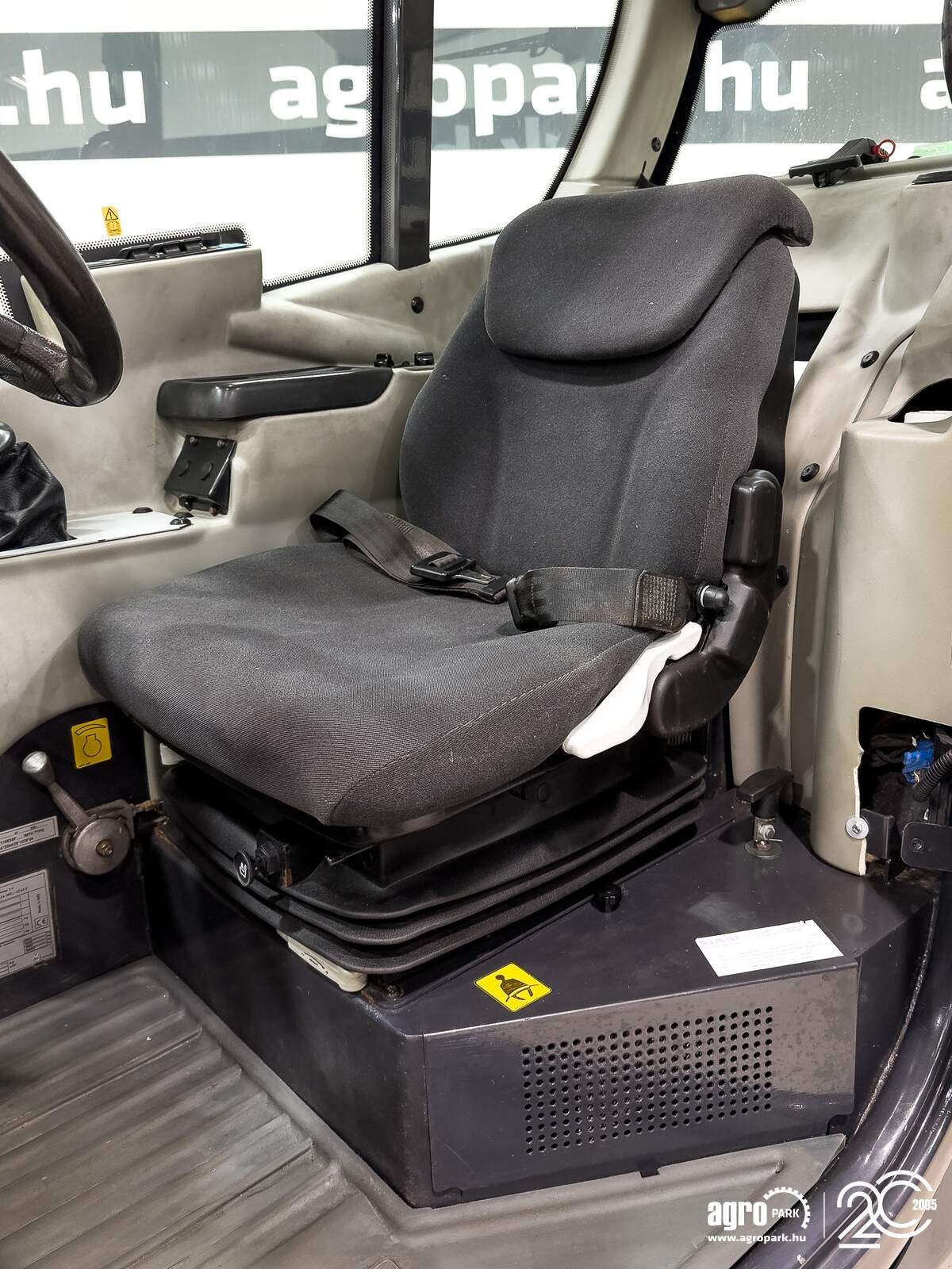 Teleskopstapler a típus DIECI Agri Plus 40.7 HVS 7 m lifting height, 4000 kg capacity, air conditioner, Joystick, pallet forks, air suspended seat, LED lighting, 128 HP engine, Gebrauchtmaschine ekkor: Csengele (Kép 11)